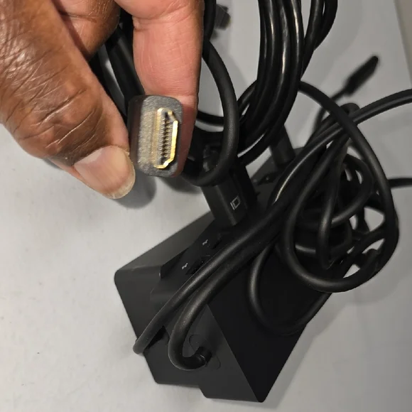 Microsoft Black Multi-Port USB & Ethernet Docking Hub